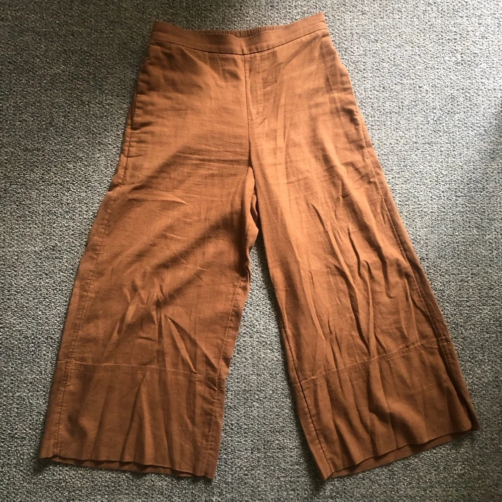 Banana Republic Wide leg Cropped Gaucho/Culotte Linen-Blend Pants in Rust Brown